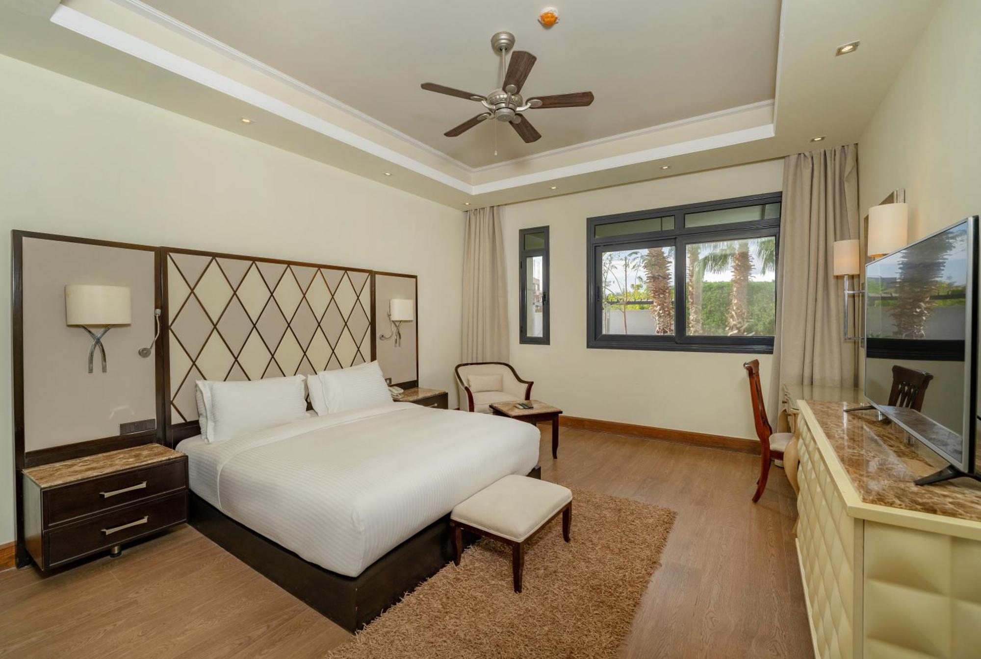 Park Regency Sheikh Resort